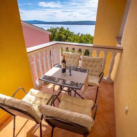 2 Апартаменты *